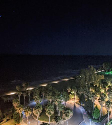 Mondrian Magic World - Sea View First Line Of The Beach 奥罗佩萨德尔马 外观 照片